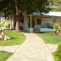 Akti Oneirou Camping & Bungalows 