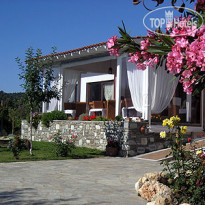 Antigoni Beach & Suites 