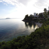 Akrotiri Hotel 