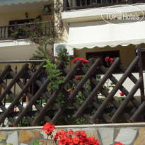 Viky Hotel Отель