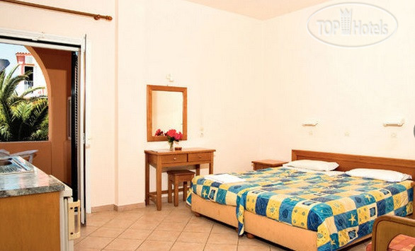 Фотографии отеля  Christos Apartments 3*