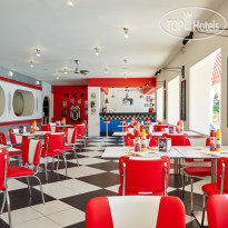 MarBella Corfu Splash Diner