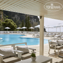 Mayor La Grotta Verde Grand Resort Lagoon Pool Bar