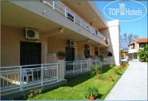 Фотографии отеля  Toulas Apartments 3*