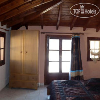 Lambros Hotel 