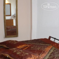 Lambros Hotel 