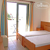 Apostolis Studios Hotel 