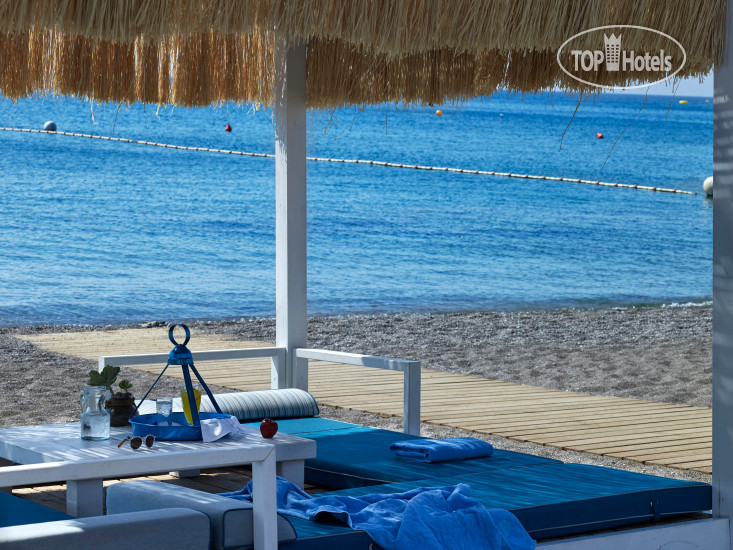 Пляж в Ammades Epsilon Apartments 4*