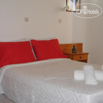 Pyrgos Hotel Apartments 