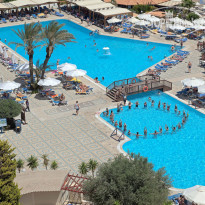 Aldemar Paradise Mare (закрыт) Главный бассейн отеля