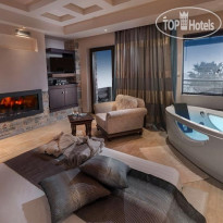 Iakovakis Suites & Spa