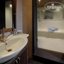 Iakovakis Suites & Spa
