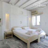Carlo Bungalows