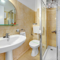 Halaris Hotel 
