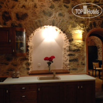 Mesta Medieval Castle Suites Hotel 