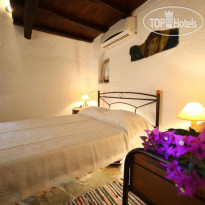 Pyrgos Houses and Restaurant Номера