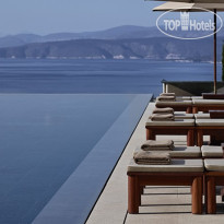 Amanzoe Resort 