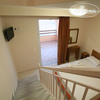 Marias Filoxenia Suites 