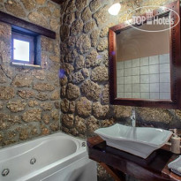 Pera Alonia Guesthouse