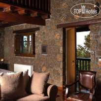 Pera Alonia Guesthouse