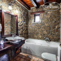 Pera Alonia Guesthouse