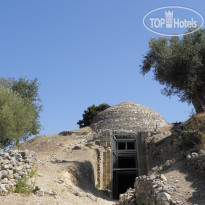 Irida Resort Suites Mycenean Tomb of Peristeria ne