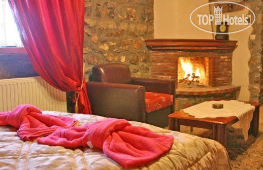 New photos from tourists Ta Skalopatia