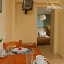 Dimitra Hotel & Apartments 