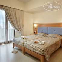 Dimitra Hotel & Apartments 