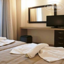 Zorbas Apartments 