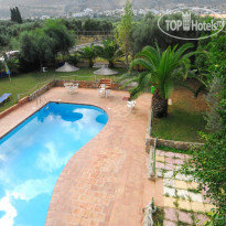Marinet Studios & Apartments 