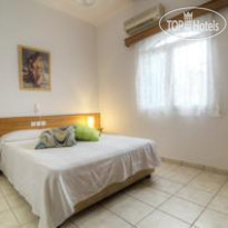 Elia & Tina Apartments 
