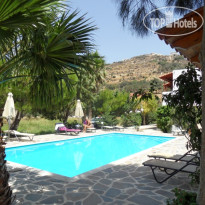 Hotel Irida