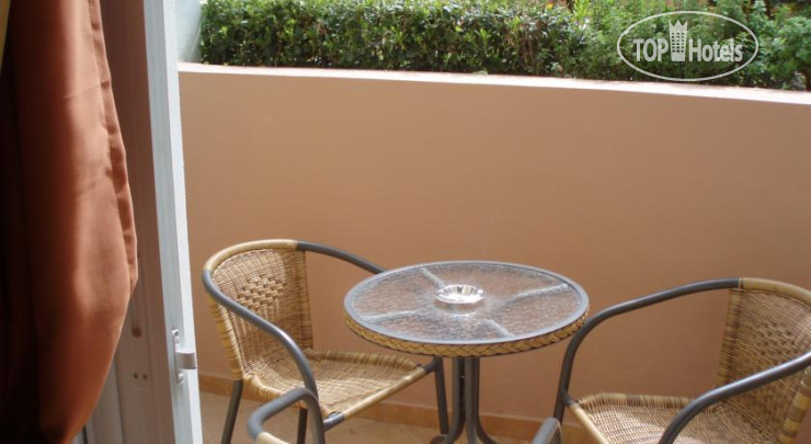 New photos from tourists Dionyssos Village