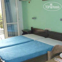 Relax Studios & Apartments 