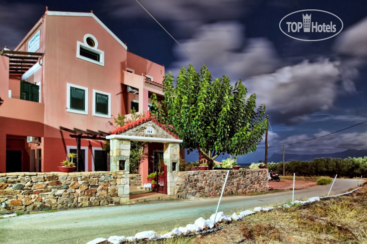 Фотографии отеля  Olive Tree Apartments 