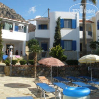 Elenis Apartments