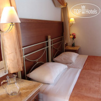 Camelot Royal Beds