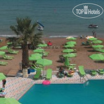 Zervas Beach Hotel 