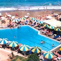Zervas Beach Hotel 