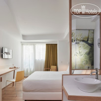 Olive Green Hotel 