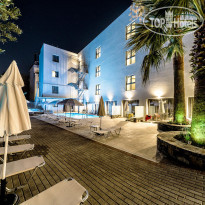 Pollis Hotel