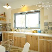 Aeriko Villa Spacious kitchen area overlook