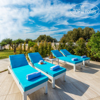 Aphrodite Villa (HER) Sun Loungers