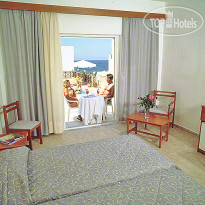Maritimo Beach Hotel 