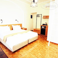 Ink Hotels Phos 