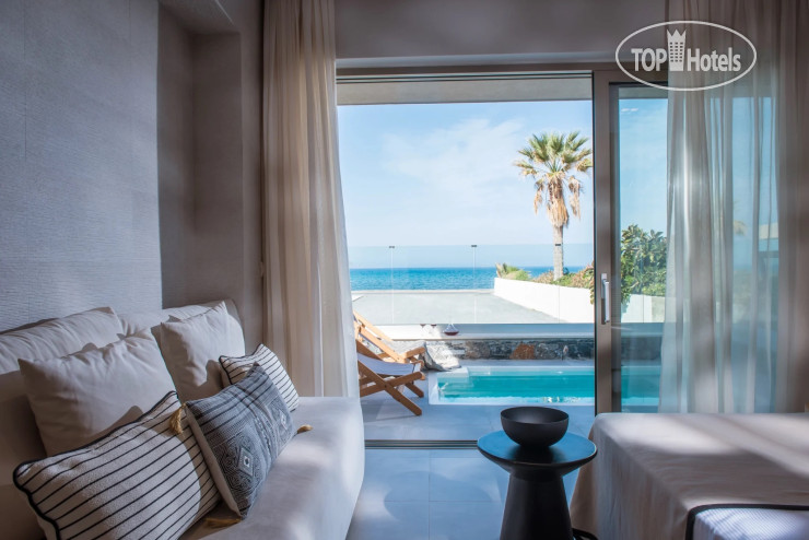 Niriides Palace Hotel