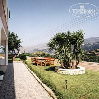 Anthos Apartments 