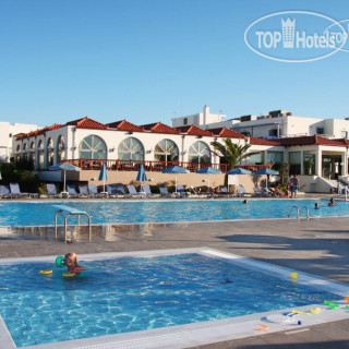 Фото отеля  Europa Beach Hotel 4*