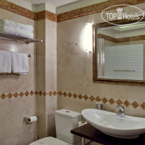 Antica Dimora Suites Bathroom